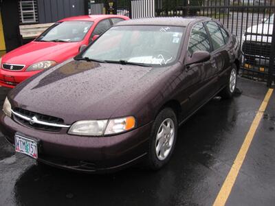 1999 Nissan Altima XE  4DR - Photo 3 - Portland, OR 97220