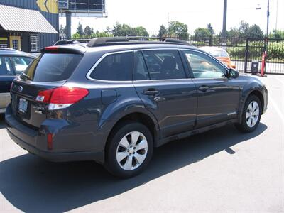 2011 Subaru Outback 2.5i Premium   - Photo 4 - Portland, OR 97220