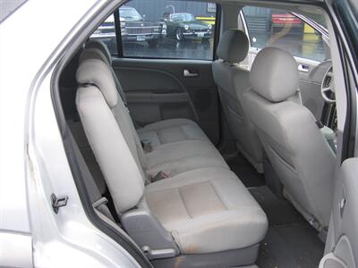 2005 Ford Freestyle SEL   - Photo 7 - Portland, OR 97220