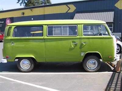1976 Volkswagen Bus/Vanagon   - Photo 5 - Portland, OR 97220