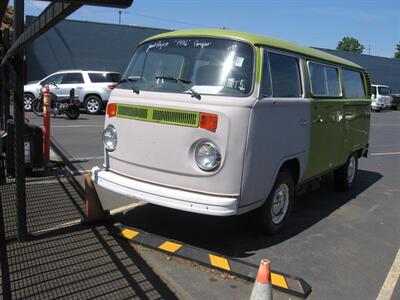 1976 Volkswagen Bus/Vanagon   - Photo 6 - Portland, OR 97220