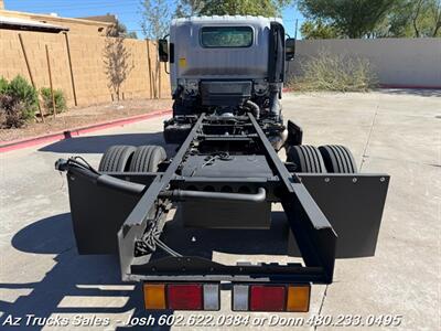 2020 Isuzu NRR Cab & Chassis (19500 GVWR) 132.5 " Wheel Base - Photo 5 - Scottsdale, AZ 85257