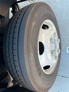 2020 Isuzu NRR Cab & Chassis (19500 GVWR) 132.5 " Wheel Base - Photo 19 - Scottsdale, AZ 85257