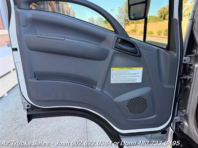 2020 Isuzu NRR Cab & Chassis (19500 GVWR) 132.5 " Wheel Base - Photo 10 - Scottsdale, AZ 85257