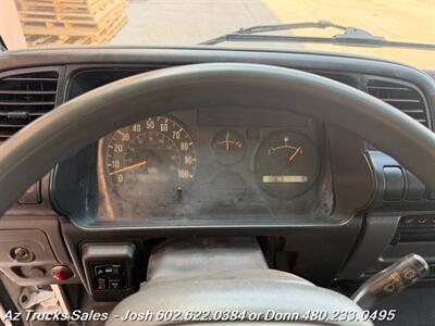 2002 GMC W4500 14' Dump Bed - Photo 19 - Scottsdale, AZ 85257