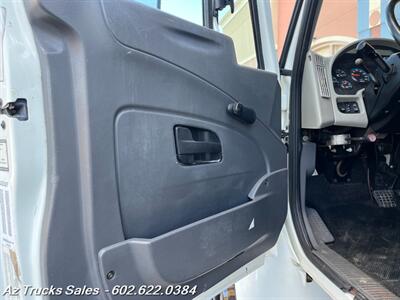 2009 International 4300, 18' Dump Bed - Chipper Top NO CDL REQUIRED   - Photo 14 - Scottsdale, AZ 85257