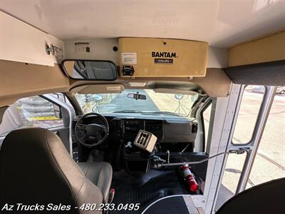 2007 CHEVROLET Express 3500, 15 Passenger Bus   - Photo 19 - Scottsdale, AZ 85257