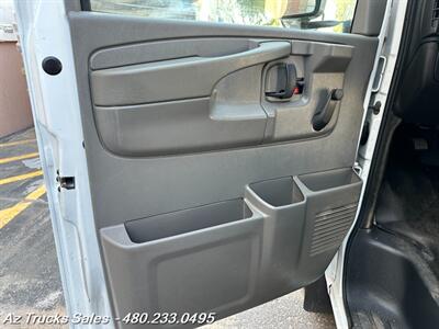 2007 CHEVROLET Express 3500, 15 Passenger Bus   - Photo 10 - Scottsdale, AZ 85257
