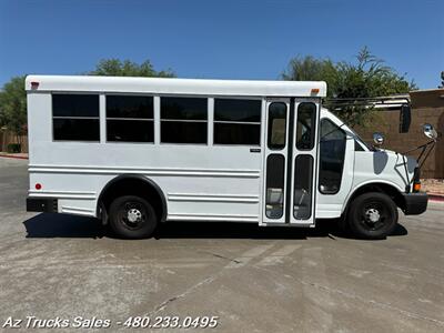 2007 CHEVROLET Express 3500, 15 Passenger Bus   - Photo 3 - Scottsdale, AZ 85257