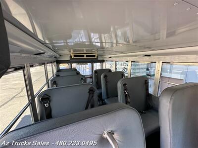 2007 CHEVROLET Express 3500, 15 Passenger Bus   - Photo 16 - Scottsdale, AZ 85257