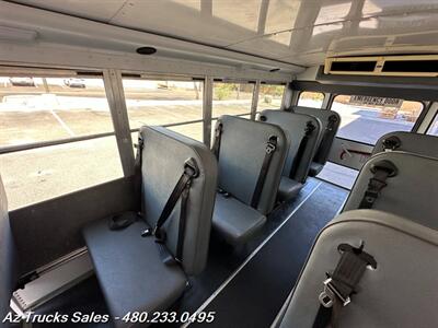 2007 CHEVROLET Express 3500, 15 Passenger Bus   - Photo 18 - Scottsdale, AZ 85257