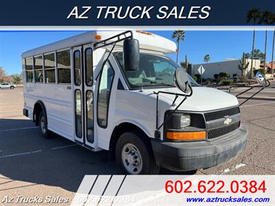 2008 Chevrolet Express 3500, 15 Passenger Bus