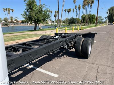 2017 Ford F-550 Super Duty Diesel Cab & Chassis 205 " Wheel Base   - Photo 6 - Scottsdale, AZ 85257