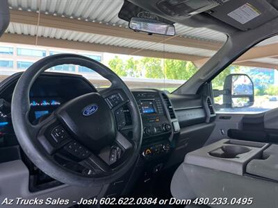 2017 Ford F-550 Super Duty Diesel Cab & Chassis 205 " Wheel Base   - Photo 13 - Scottsdale, AZ 85257
