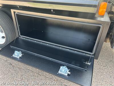 2019 Chevrolet W4500 / NPR, 11' Dump Truck Regular Cab   - Photo 17 - Scottsdale, AZ 85257