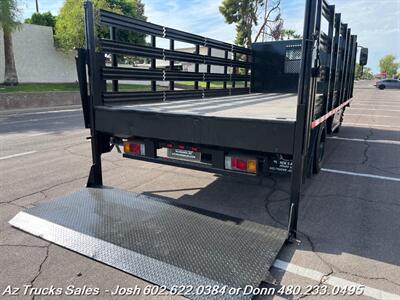 2019 Chevrolet W4500 16' Flat / Stake Bed w/ 1600lb Lift Gate - Photo 17 - Scottsdale, AZ 85257