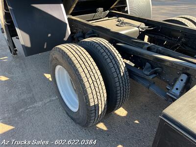 2006 Chevrolet / Isuzu W4500 / NPR, 14' Dump Truck w/LIFT GATE   - Photo 9 - Scottsdale, AZ 85257