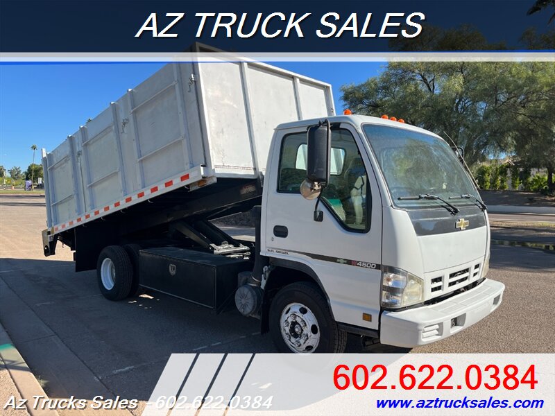 2006 Chevrolet / Isuzu W4500 / NPR, 14' Dump Truck w/LIFT GATE
