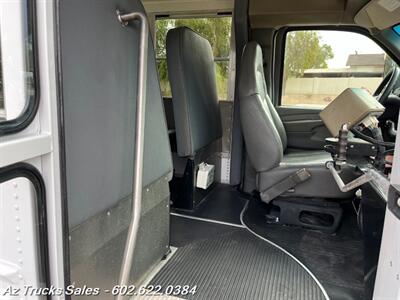 2008 CHEVROLET Express 3500, 15 Passenger Bus   - Photo 10 - Scottsdale, AZ 85257