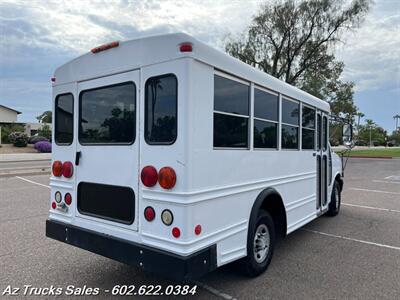 2008 CHEVROLET Express 3500, 15 Passenger Bus   - Photo 6 - Scottsdale, AZ 85257