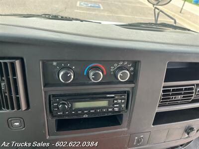 2008 CHEVROLET Express 3500, 15 Passenger Bus   - Photo 18 - Scottsdale, AZ 85257