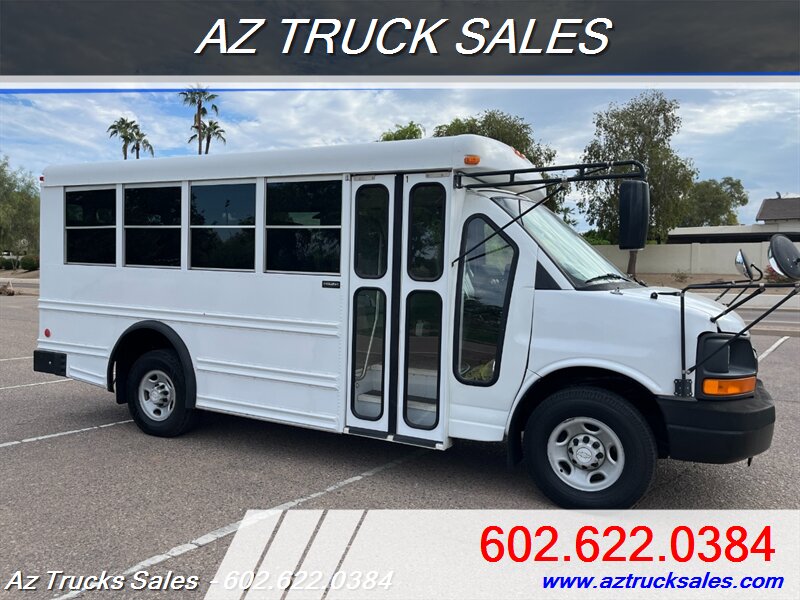 2008 CHEVROLET Express 3500, 15 Passenger Bus - Photo 1 - Scottsdale, AZ 85257