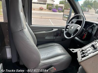 2008 CHEVROLET Express 3500, 15 Passenger Bus   - Photo 11 - Scottsdale, AZ 85257