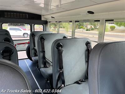 2008 CHEVROLET Express 3500, 15 Passenger Bus   - Photo 12 - Scottsdale, AZ 85257