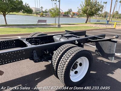 2016 Isuzu NPR-HD Regular Cab & Chassis - Photo 5 - Scottsdale, AZ 85257