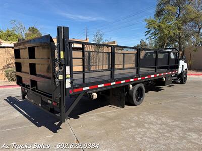 2020 Chevrolet Silverado 5500HD 22' Flat / Stake Bed w/LiftGate   - Photo 4 - Scottsdale, AZ 85257