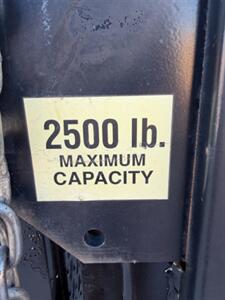 2020 Chevrolet Silverado 5500HD 22' Flat / Stake Bed w/LiftGate   - Photo 20 - Scottsdale, AZ 85257