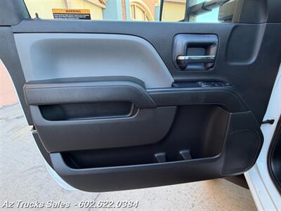 2020 Chevrolet Silverado 5500HD 22' Flat / Stake Bed w/LiftGate   - Photo 10 - Scottsdale, AZ 85257