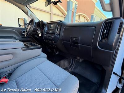 2020 Chevrolet Silverado 5500HD 22' Flat / Stake Bed w/LiftGate   - Photo 18 - Scottsdale, AZ 85257