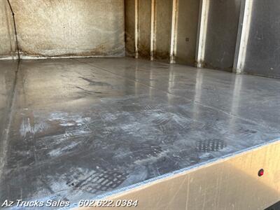 2023 Chevrolet Silverado 6500, 14' Aluminum Dump Bed Low Miles 25K Miles - Photo 18 - Scottsdale, AZ 85257