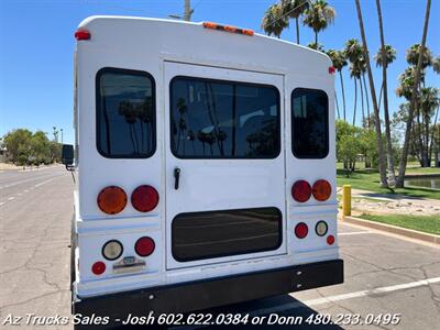 2008 CHEVROLET Express 3500 15 Passenger Bus   - Photo 7 - Scottsdale, AZ 85257