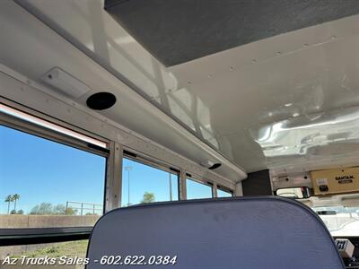 2007 CHEVROLET Express 3500, 15 Passenger Bus (40K Miles) - Photo 21 - Scottsdale, AZ 85257