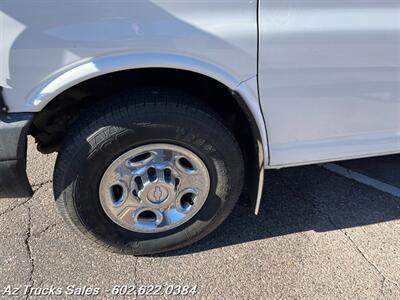 2007 CHEVROLET Express 3500, 15 Passenger Bus (40K Miles) - Photo 13 - Scottsdale, AZ 85257