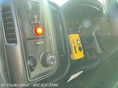 2021 Chevrolet Silverado 5500HD Crew Cab, 12' Dump Truck   - Photo 35 - Scottsdale, AZ 85257