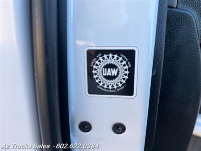 2021 Chevrolet Silverado 5500HD Crew Cab, 12' Dump Truck   - Photo 58 - Scottsdale, AZ 85257