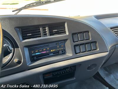 2002 Isuzu FTR, Diesel 20' Flat/Stake Bed   - Photo 31 - Scottsdale, AZ 85257