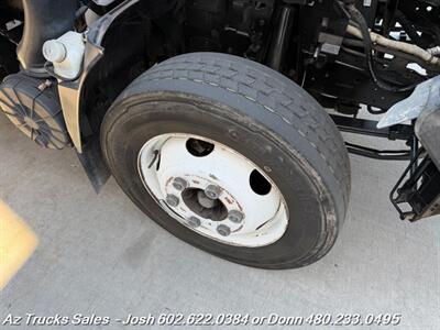 2009 Isuzu NPR 18' Bed, Delivery Truck, LOW MILES - Photo 24 - Scottsdale, AZ 85257