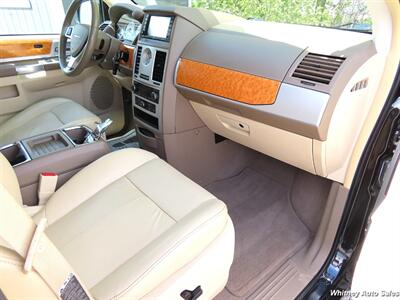 2008 Chrysler Town & Country Limited   - Photo 18 - Durango, CO 81301