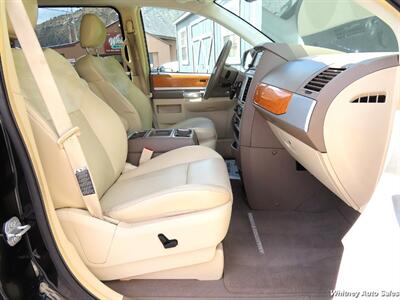 2008 Chrysler Town & Country Limited   - Photo 17 - Durango, CO 81301