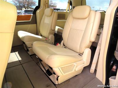 2008 Chrysler Town & Country Limited   - Photo 19 - Durango, CO 81301