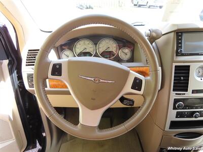 2008 Chrysler Town & Country Limited   - Photo 12 - Durango, CO 81301