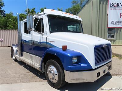 2000 Freightliner FL60   - Photo 4 - Durango, CO 81301