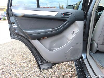 2005 Toyota 4Runner SR5  4WD - Photo 22 - Durango, CO 81301