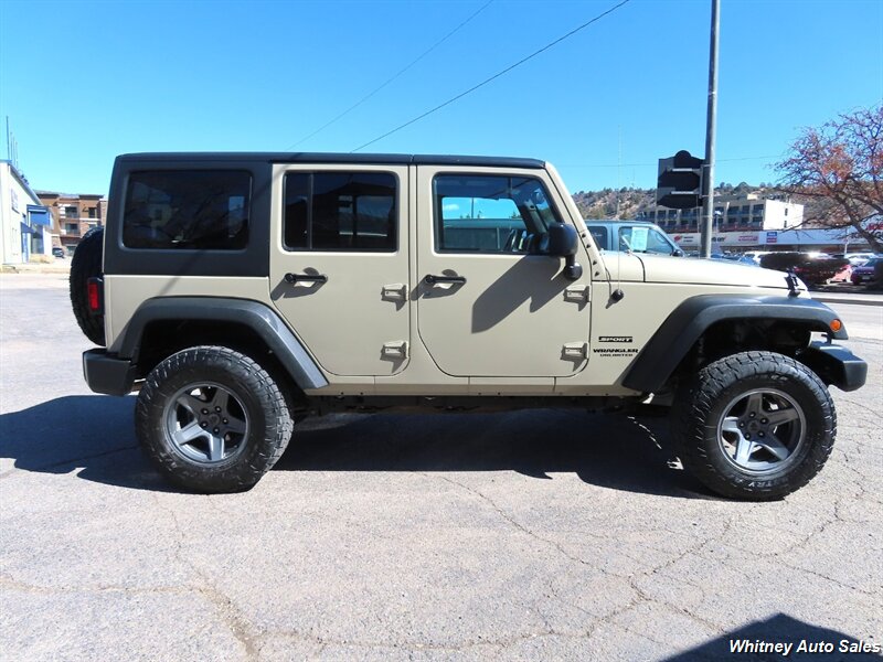 2017 Jeep Wrangler Unlimited Sport  4x4