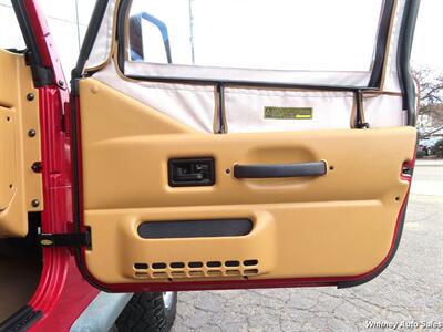 1998 Jeep Wrangler Sport  4WD - Photo 19 - Durango, CO 81301