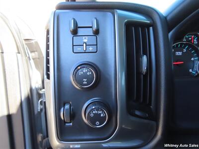 2015 Chevrolet Silverado 3500 LT  4x4 - Photo 18 - Durango, CO 81301